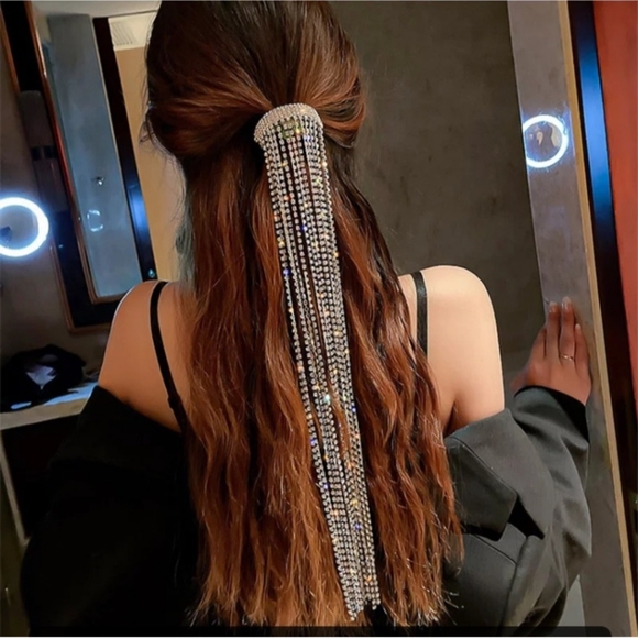 Fashion Jewelry Accessories - Glamorous Silver Rhinestone Tassel Hair Clip